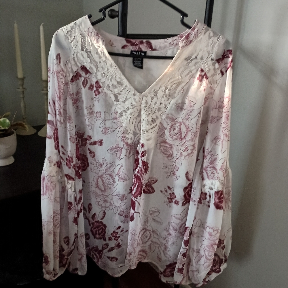 Torrid Floral Lace Blouse - Cream and Red